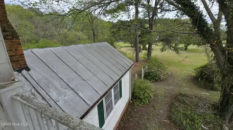 2083 Harvey Point Road Hertford NC 27944