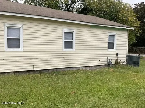 310 Jones Street New Bern NC 28562