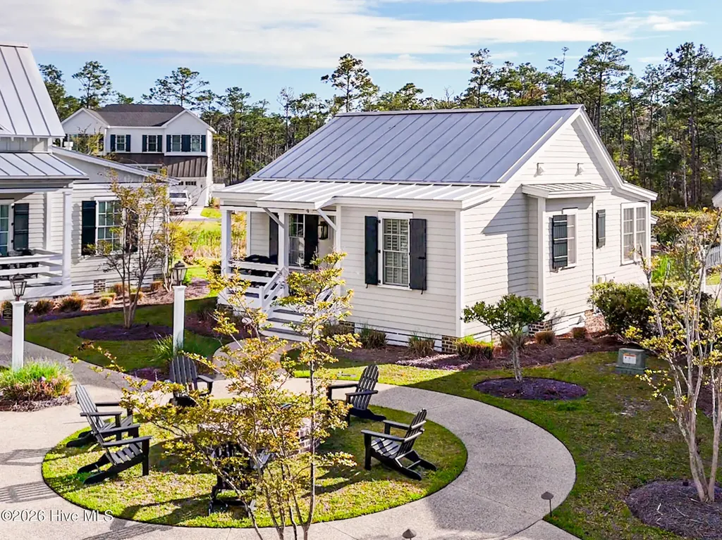 4 Back Cove Circle Oriental NC 28571