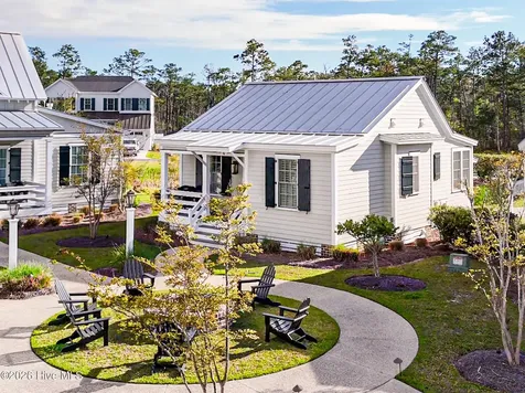 4 Back Cove Circle Oriental NC 28571