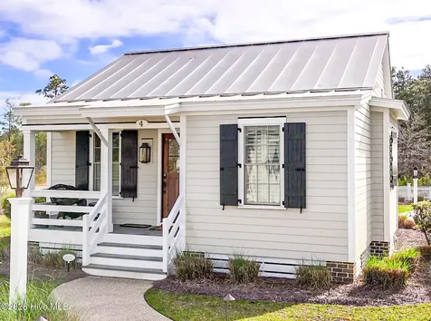 4 Back Cove Circle Oriental NC 28571