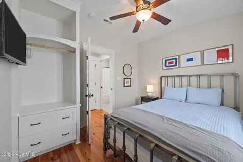 4 Back Cove Circle Oriental NC 28571