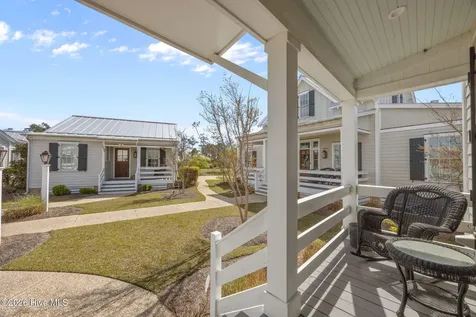 4 Back Cove Circle Oriental NC 28571