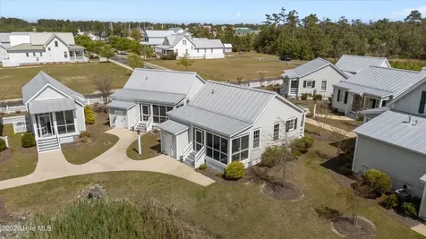 4 Back Cove Circle Oriental NC 28571