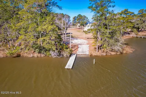 145 Heron Drive Havelock NC 28532