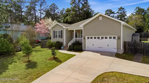 11 Barkley Lane Pinehurst NC 28374