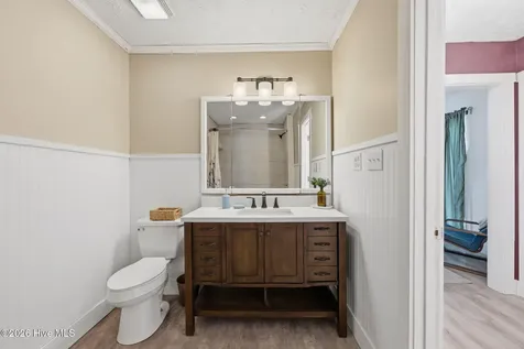 824 Pelican Drive New Bern NC 28560