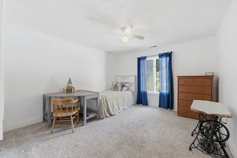 824 Pelican Drive New Bern NC 28560