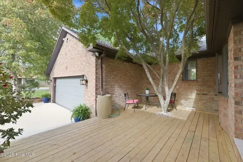 824 Pelican Drive New Bern NC 28560