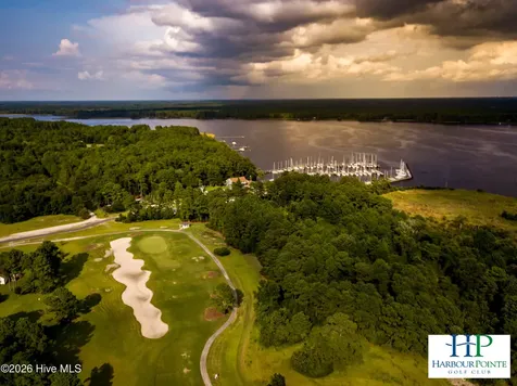 824 Pelican Drive New Bern NC 28560