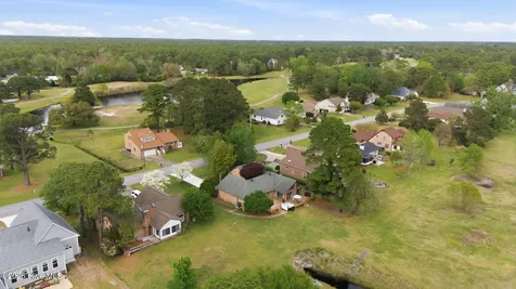824 Pelican Drive New Bern NC 28560