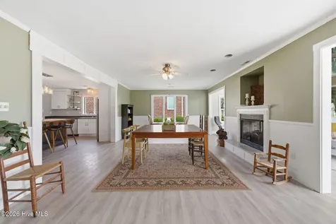 824 Pelican Drive New Bern NC 28560