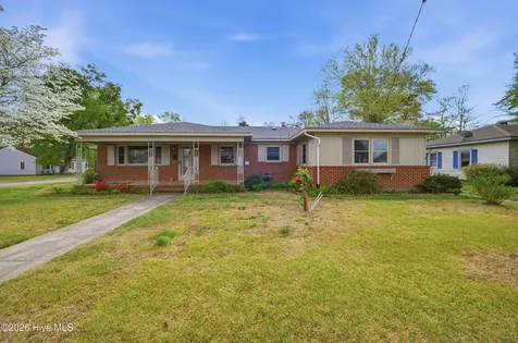 206 Hiland Park Avenue Hertford NC 27944