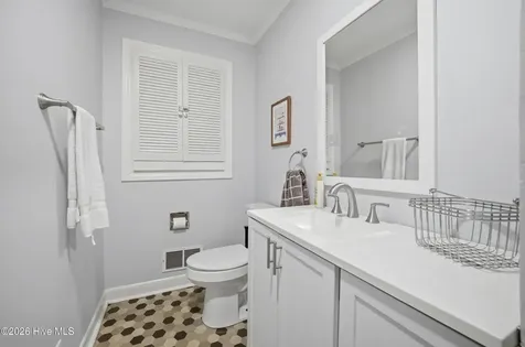 206 Hiland Park Avenue Hertford NC 27944