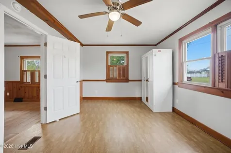 206 Hiland Park Avenue Hertford NC 27944