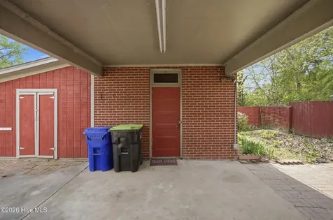 206 Hiland Park Avenue Hertford NC 27944