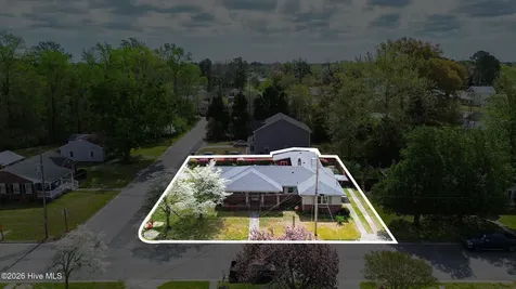 206 Hiland Park Avenue Hertford NC 27944