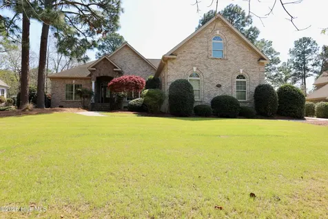 129 Beacon Ridge Drive West End NC 27376