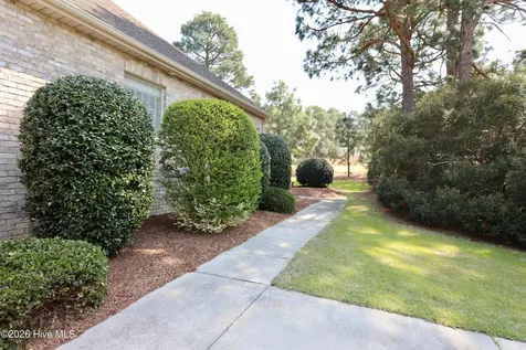 129 Beacon Ridge Drive West End NC 27376