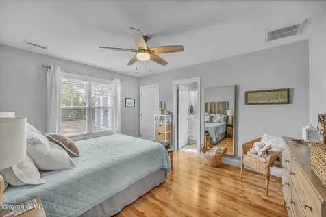 134 NW 17th Street Oak Island NC 28465