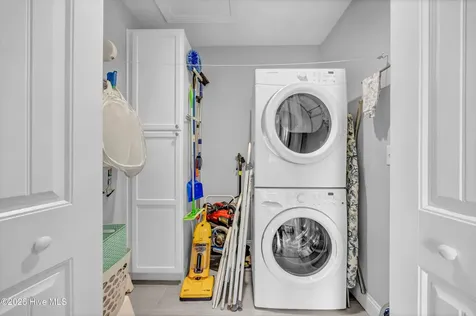 134 NW 17th Street Oak Island NC 28465