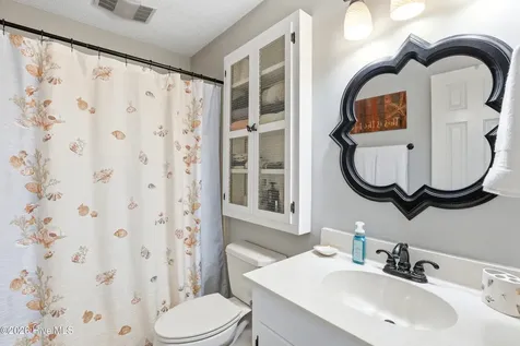 315 Brunswick Avenue W Holden Beach NC 28462
