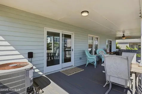 315 Brunswick Avenue W Holden Beach NC 28462