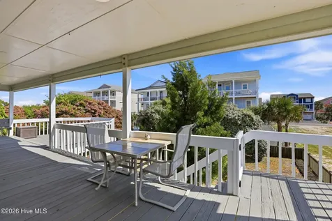 315 Brunswick Avenue W Holden Beach NC 28462