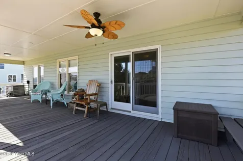315 Brunswick Avenue W Holden Beach NC 28462