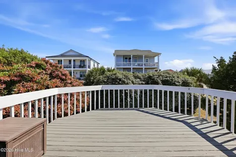 315 Brunswick Avenue W Holden Beach NC 28462