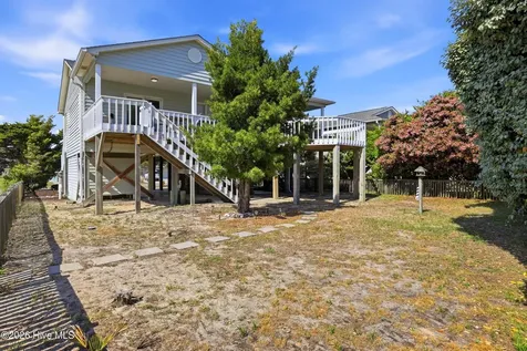 315 Brunswick Avenue W Holden Beach NC 28462