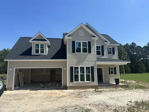 201 Spring Meadows Drive Aberdeen NC 28315
