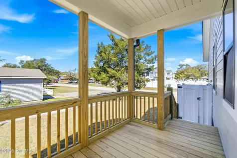 141 NE 39th Street Oak Island NC 28465