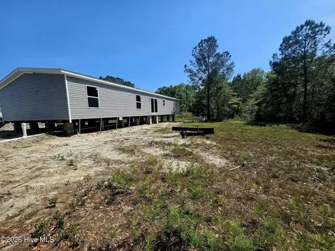 109 Mockingbird Lane Holly Ridge NC 28445