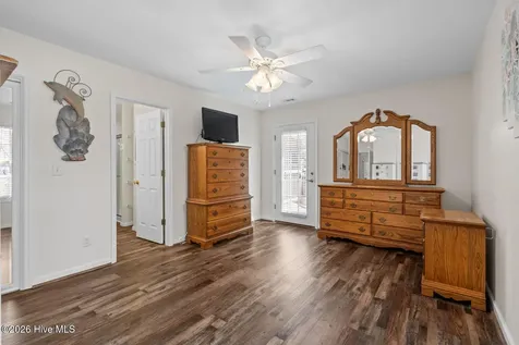 112 SE 12th Street Oak Island NC 28465