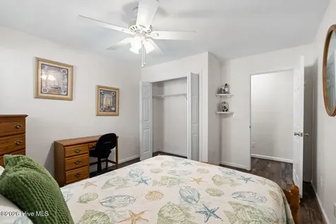 112 SE 12th Street Oak Island NC 28465