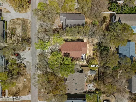 112 SE 12th Street Oak Island NC 28465