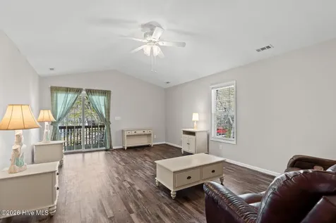 112 SE 12th Street Oak Island NC 28465
