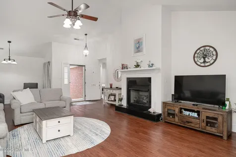 138 Candlewood Drive Wallace NC 28466