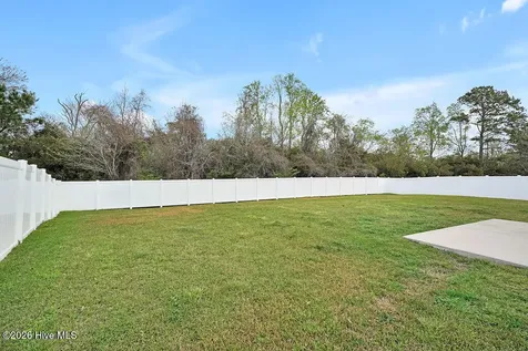 1905 Bards Drive SE Bolivia NC 28422