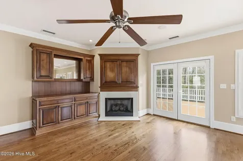 307 Jarret Bay Court SE Bolivia NC 28422