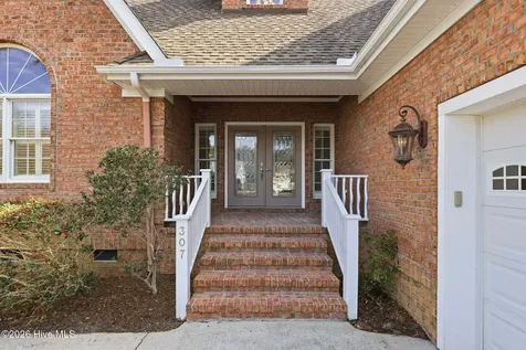 307 Jarret Bay Court SE Bolivia NC 28422