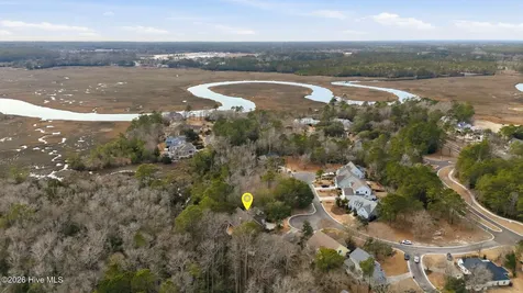 307 Jarret Bay Court SE Bolivia NC 28422