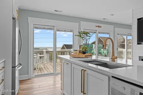 201 W Glenn Street Atlantic Beach NC 28512