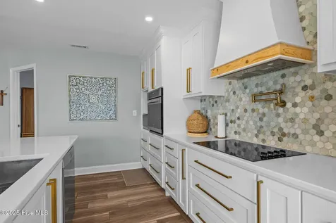 201 W Glenn Street Atlantic Beach NC 28512