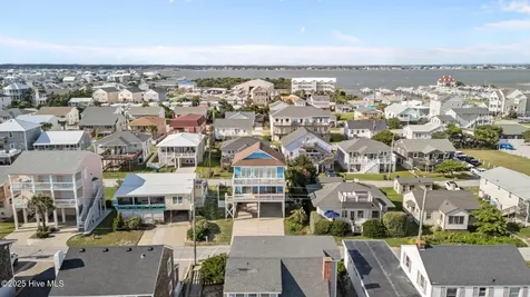201 W Glenn Street Atlantic Beach NC 28512