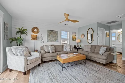 201 W Glenn Street Atlantic Beach NC 28512