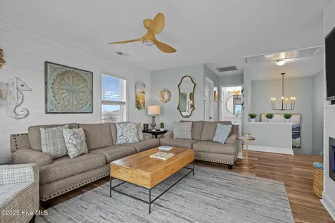 201 W Glenn Street Atlantic Beach NC 28512