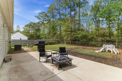602 Hobbs Drive Jacksonville NC 28540