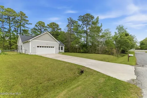 602 Hobbs Drive Jacksonville NC 28540